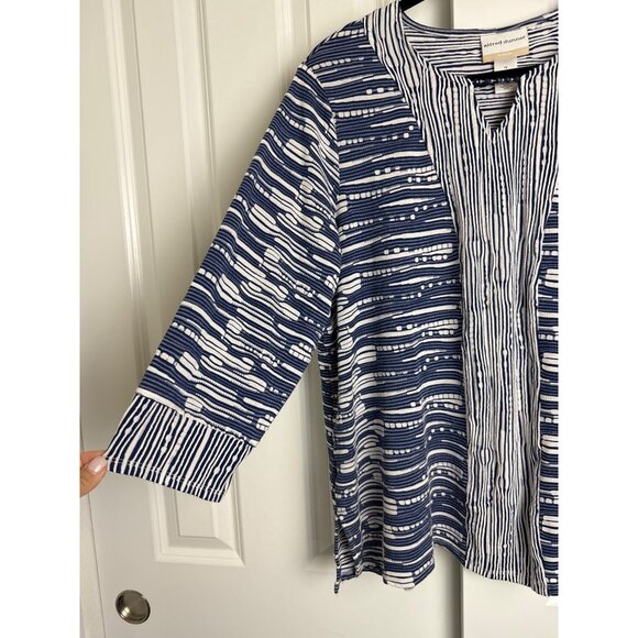 Alfred Dunner Woman Split Neck Spliced Texture Top size 1X - Picture 5 of 6